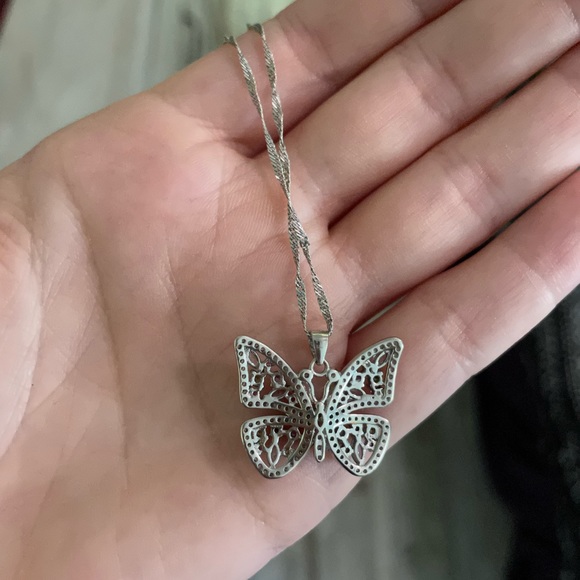 • Butterfly Gem Necklace • - Picture 10 of 10